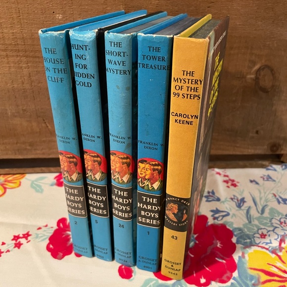 Vintage Other - Vintage Nancy Drew & Hardy Boys Hardcover Novel Collection❤️📚